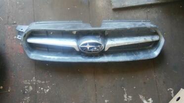 Решетка радиатора Субару Легаси в Благовещенске 12933