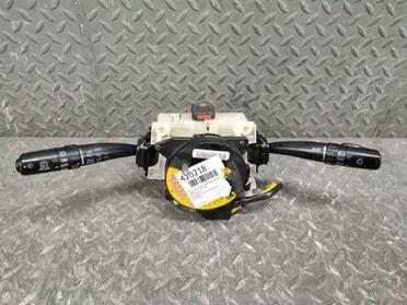 Блок подрулевых переключателей Субару Легаси в Благовещенске 420218