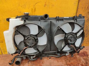 Радиатор основной Субару Легаси в Благовещенске 609001